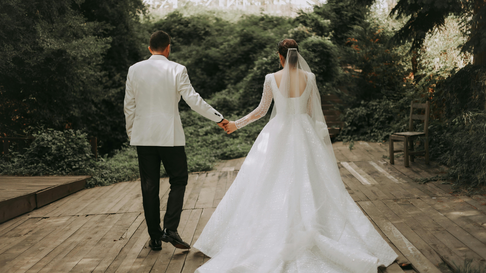 Budgeting for Big Moments: Weddings, Babies, Homes & Career Changes