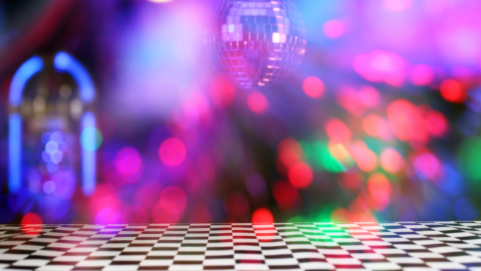 Investing at Market Highs: Should You Join the Party?